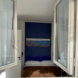 Homestay Daroda, Naples